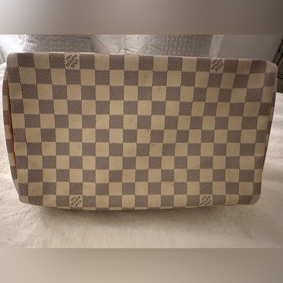 Louis Vuitton Authentic Damier Azur Speedy 30 Bag. - Picture 8 of 9